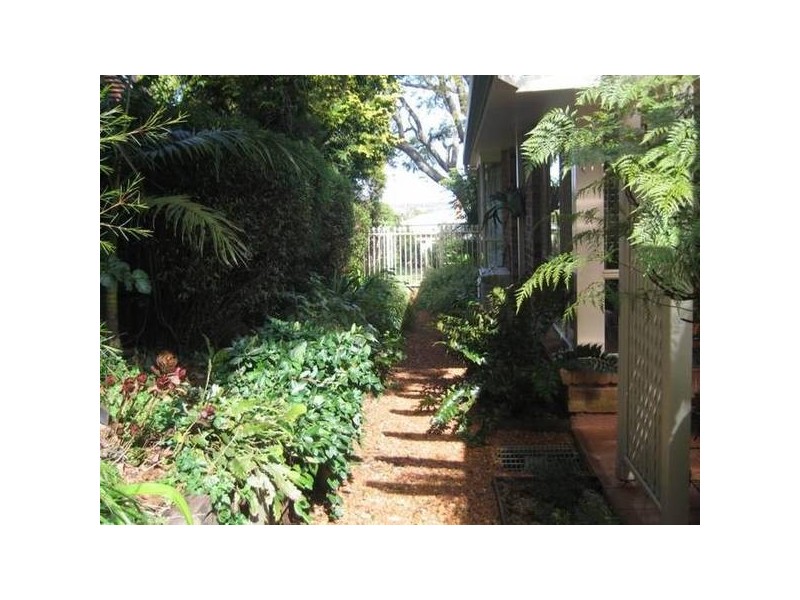 Mount Lofty QLD 4350