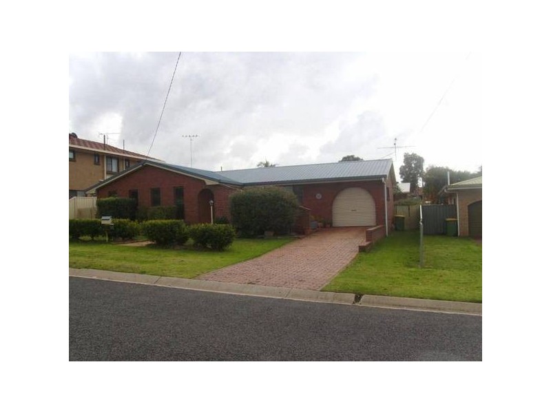 Centenary Heights QLD 4350