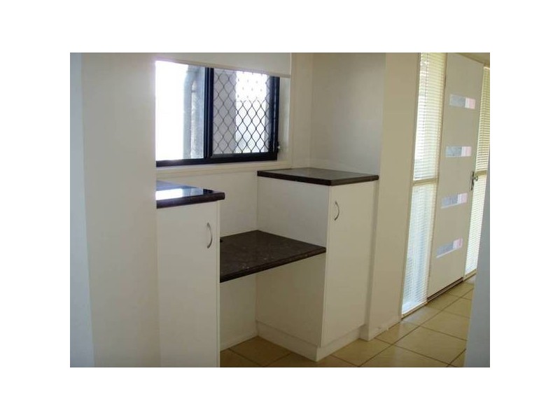 Newtown QLD 4305