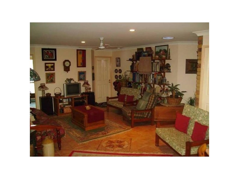 Kearneys Spring QLD 4350