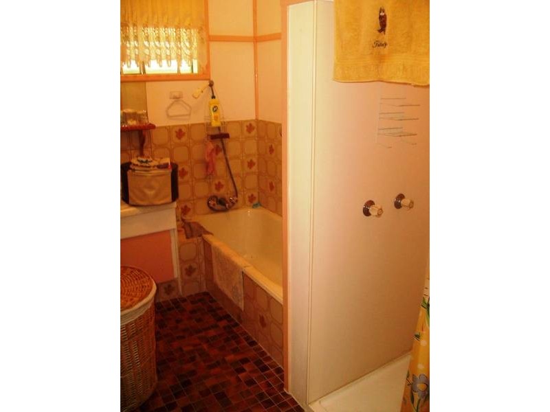 Centenary Heights QLD 4350