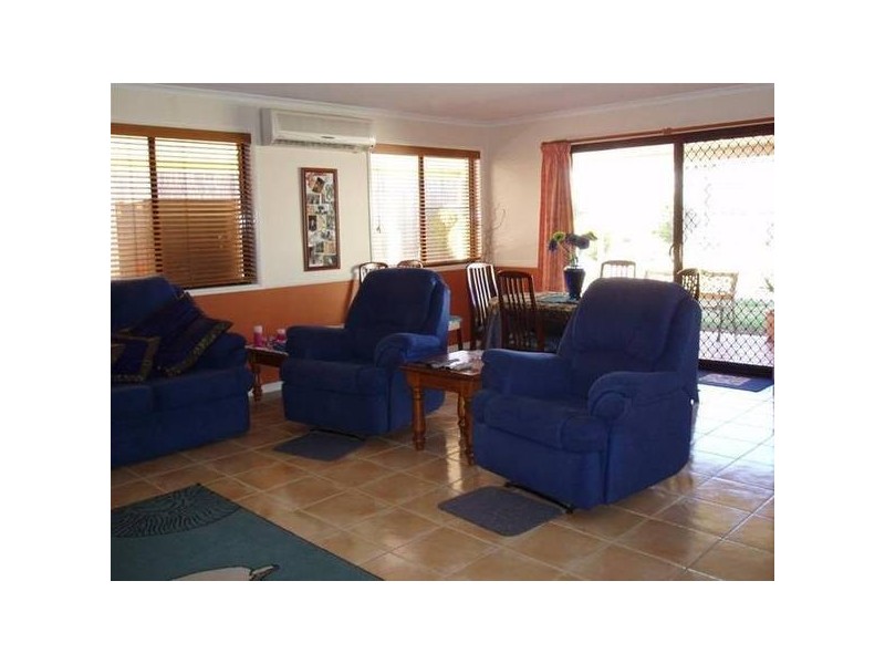 Kearneys Spring QLD 4350