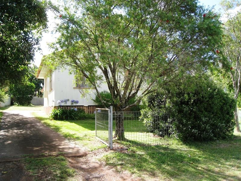 Centenary Heights QLD 4350