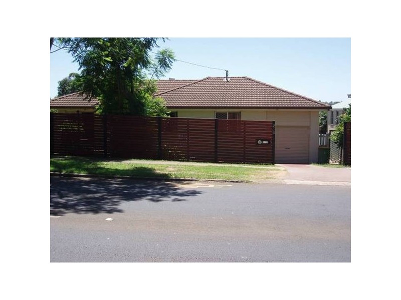 Kearneys Spring QLD 4350