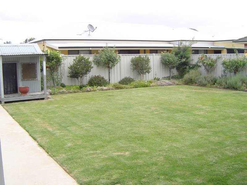3 Lawson Drive, Cobram VIC 3644