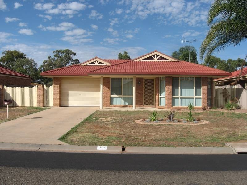 23 Sturt Street, Cobram VIC 3644
