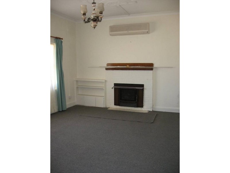 7 Murray Valley Highway, Cobram VIC 3644