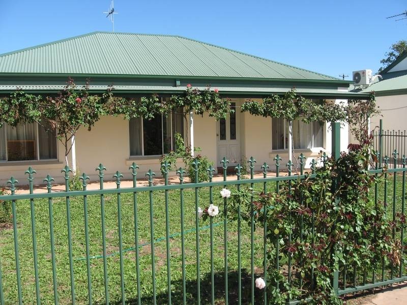 2/8 Wirbil Street, Cobram VIC 3644