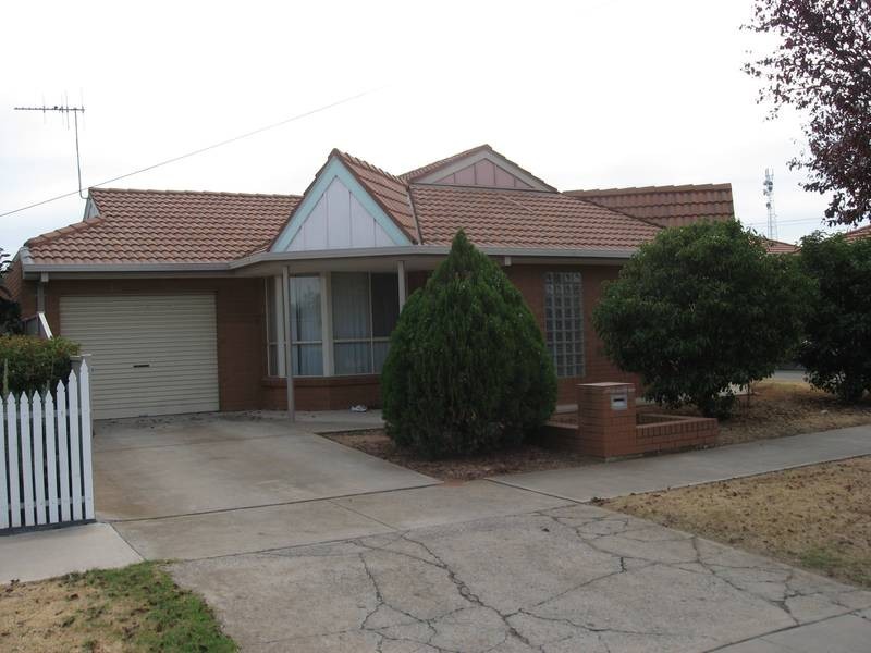 1/38 Sydney Street, Cobram VIC 3644