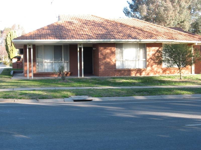 1/52-54 Mookarii Street, Cobram VIC 3644
