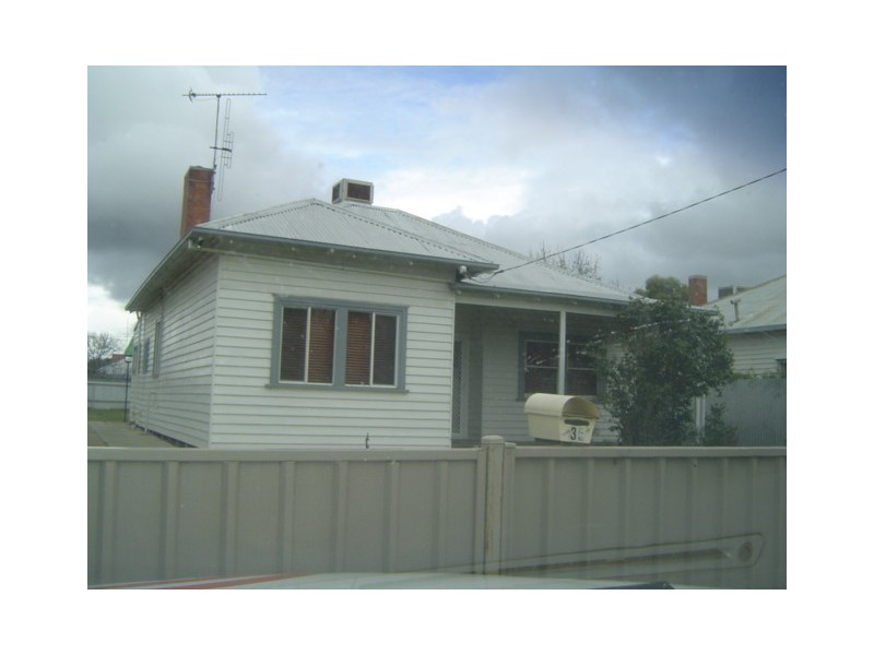 35 Sydney Street, Cobram VIC 3644