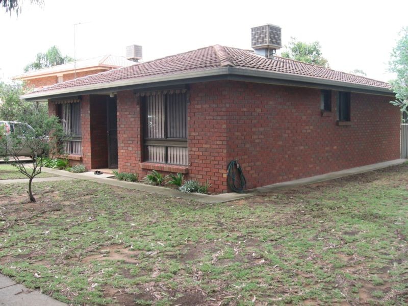 1/30 Burke Court, Cobram VIC 3644