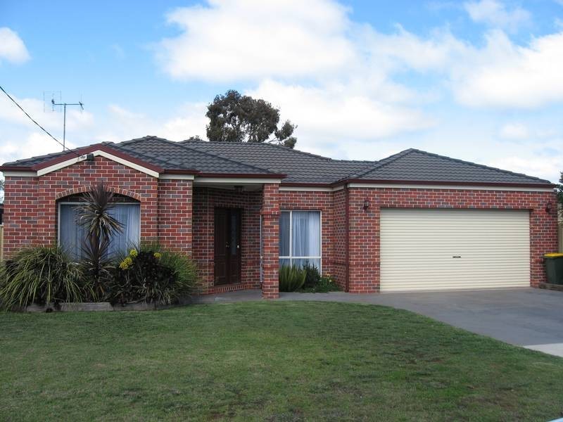 11 Karook Street, Cobram VIC 3644