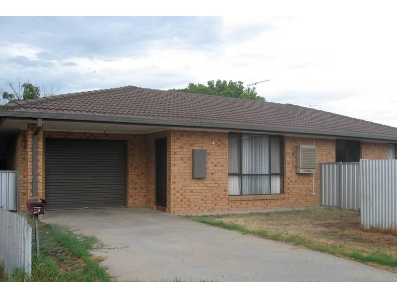 17 Murray Valley Highway, Cobram VIC 3644