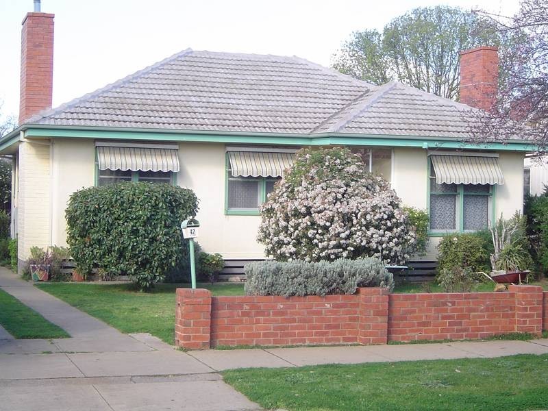 42 Wadeson Street, Cobram VIC 3644