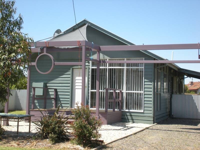 43 Sudgen Street, Tocumwal NSW 2714