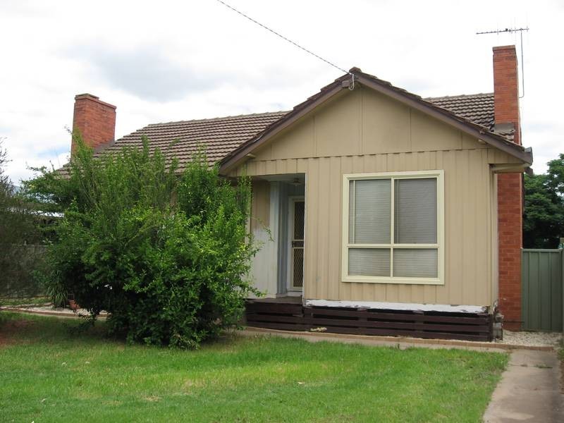 17 Wadeson Street, Cobram VIC 3644