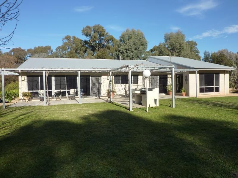 Cobram East VIC 3644