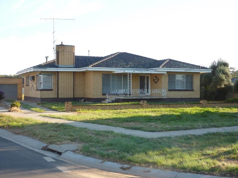 9 Gorton Street, Cobram VIC 3644