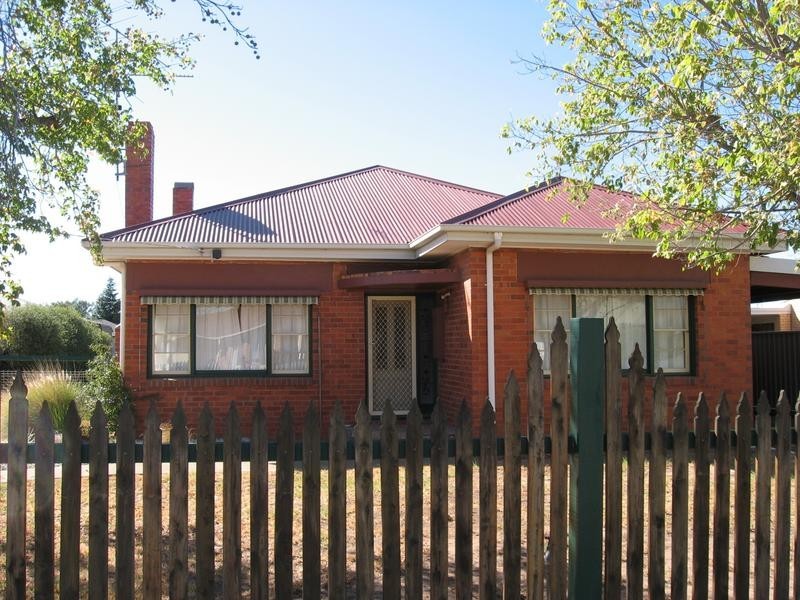 123 High Street, Cobram VIC 3644
