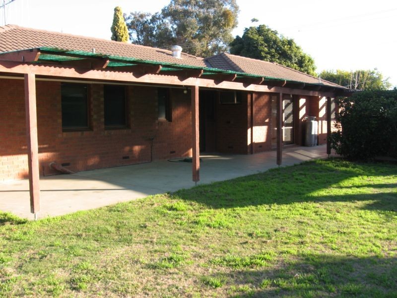 24 Campbell Road, Cobram VIC 3644