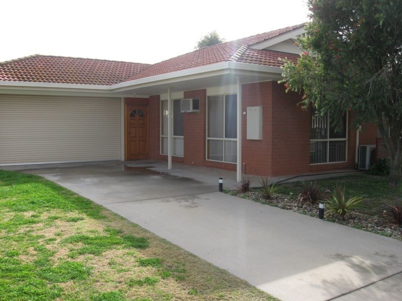 4 Francis Drive, Cobram VIC 3644