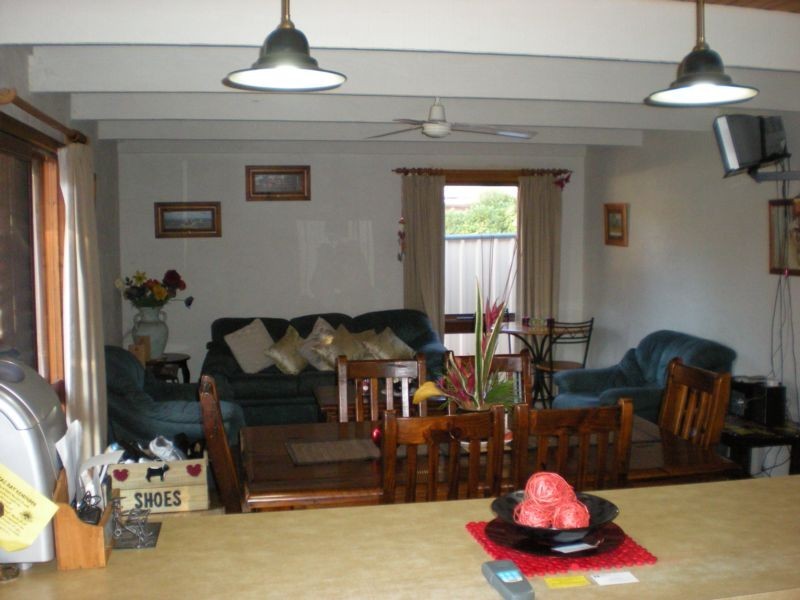 92 Adams Street, Tocumwal NSW 2714