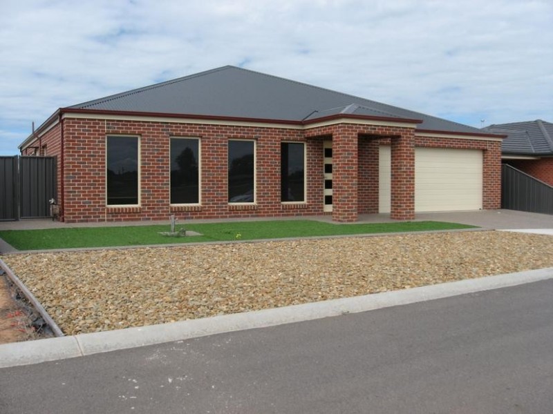 17 Dudley Park Lane, Cobram VIC 3644
