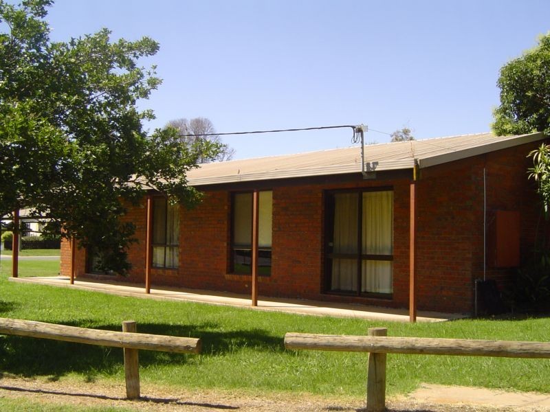 2/20-22 Hughes St, Barooga NSW 3644