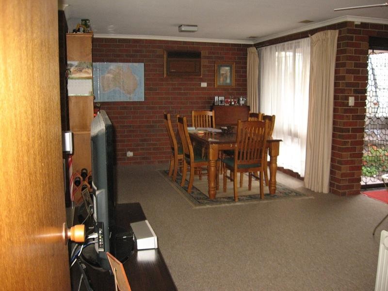 3/10 Yanco Crt, Cobram VIC 3644