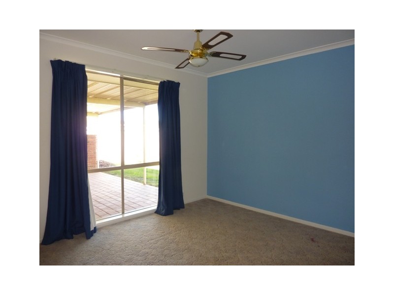16 Gorton Street, Cobram VIC 3644
