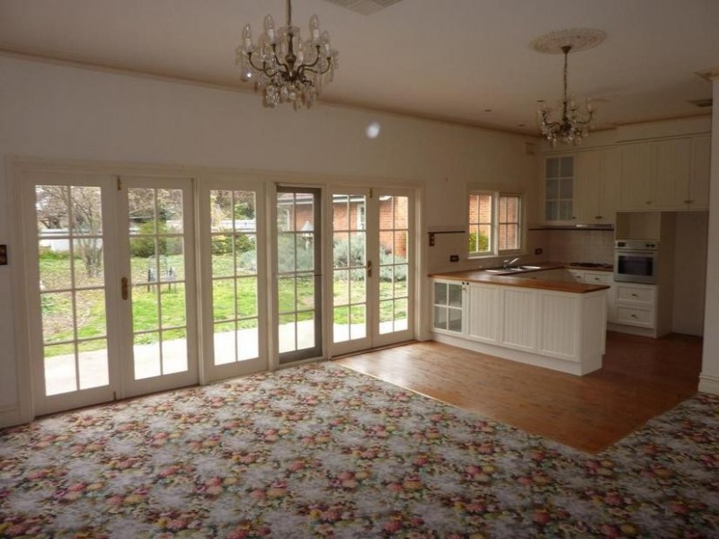 38 Wirbill Street, Cobram VIC 3644