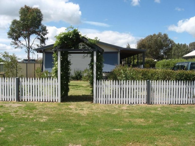 45 Sugden Street, Tocumwal NSW 2714