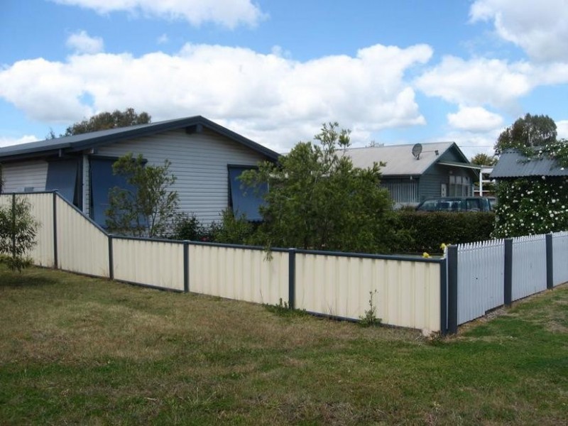 45 Sugden Street, Tocumwal NSW 2714