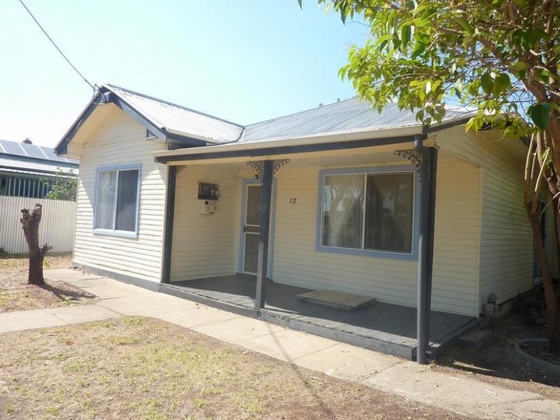 12 Elizabeth Street, Cobram VIC 3644
