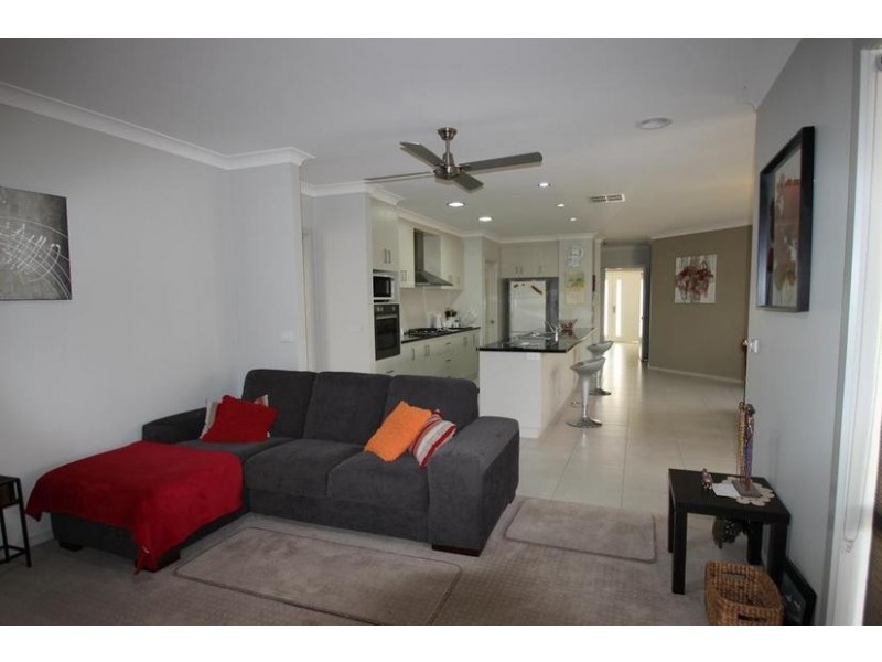 6 Chomley Close, Barooga NSW 3644