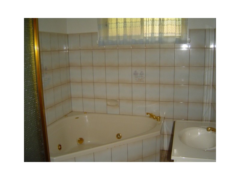 1/11 Denson Court, Cobram VIC 3644