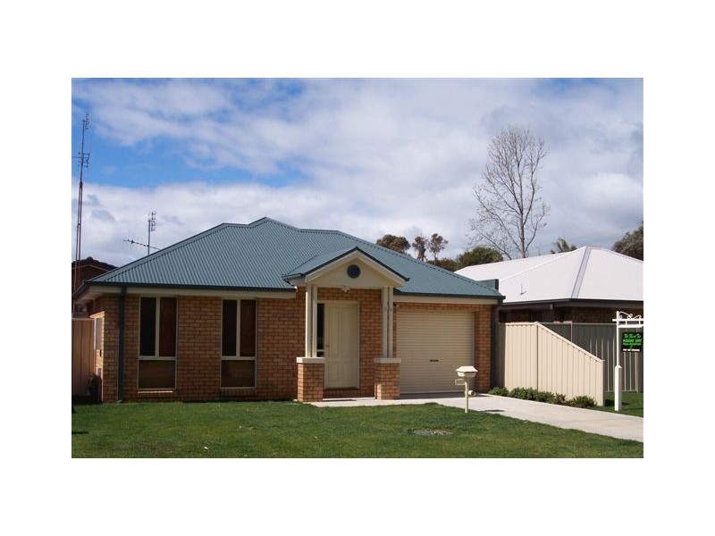 3/32 Emily Street, Tocumwal NSW 2714