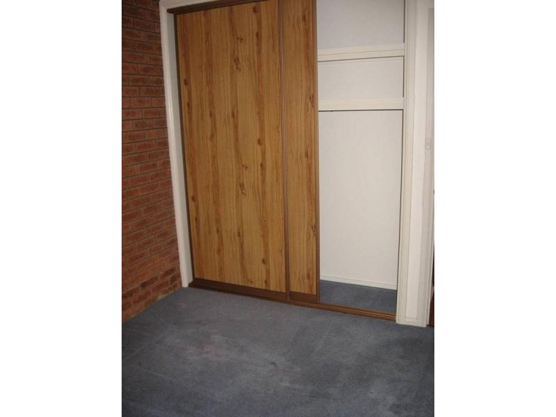 3/11 Denson Court, Cobram VIC 3644