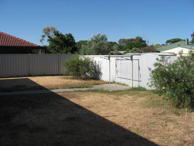 2/15 Horner Street, Cobram VIC 3644