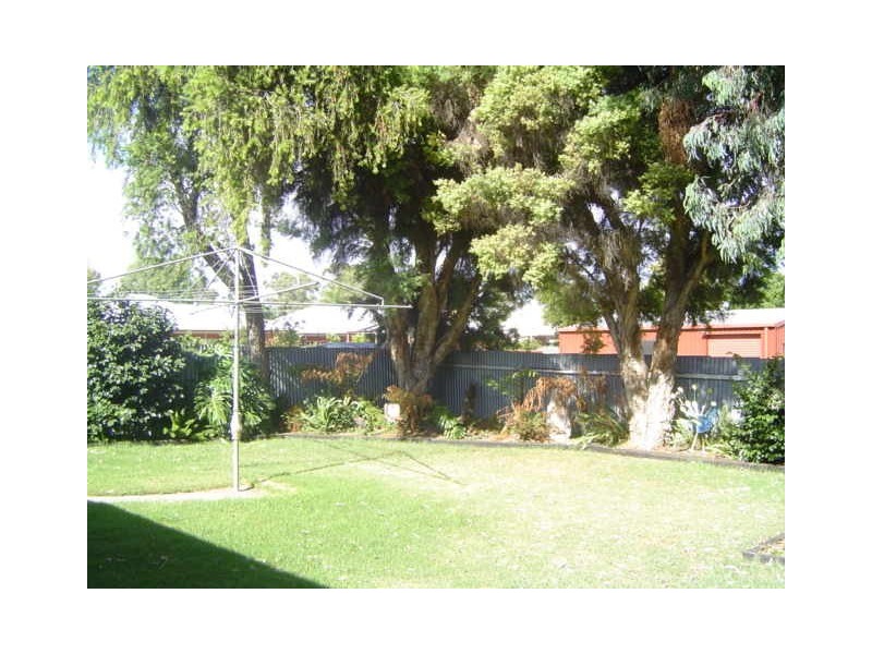 2 Denson Court, Cobram VIC 3644