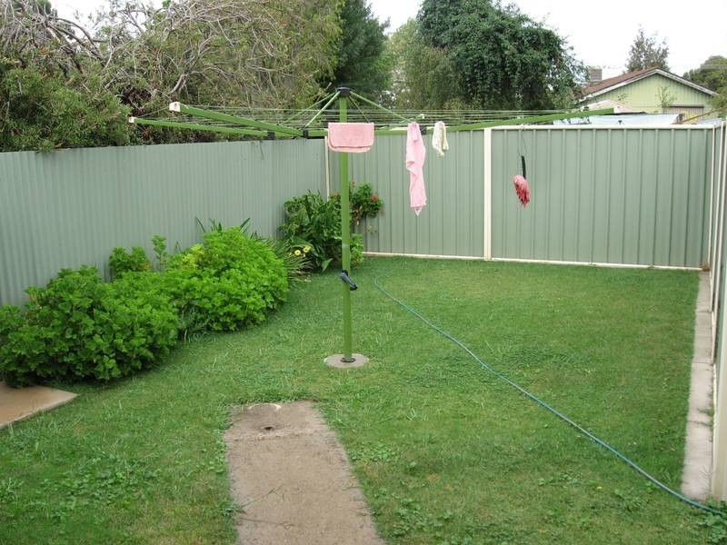 1/23 Punt Rd, Cobram VIC 3644