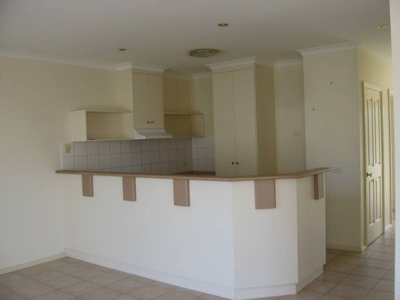 2/9 Lawson Drive, Cobram VIC 3644