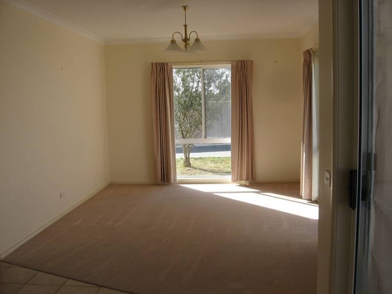 2/9 Lawson Drive, Cobram VIC 3644