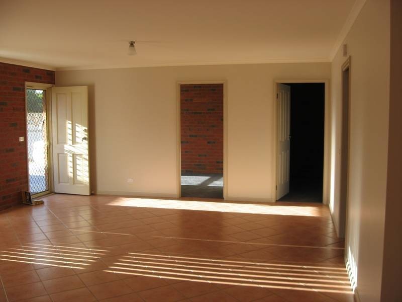 2/7 Campbell Road, Cobram VIC 3644