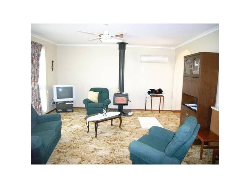 Oaklands NSW 2646