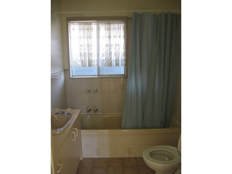 1/148 High Street, Cobram VIC 3644