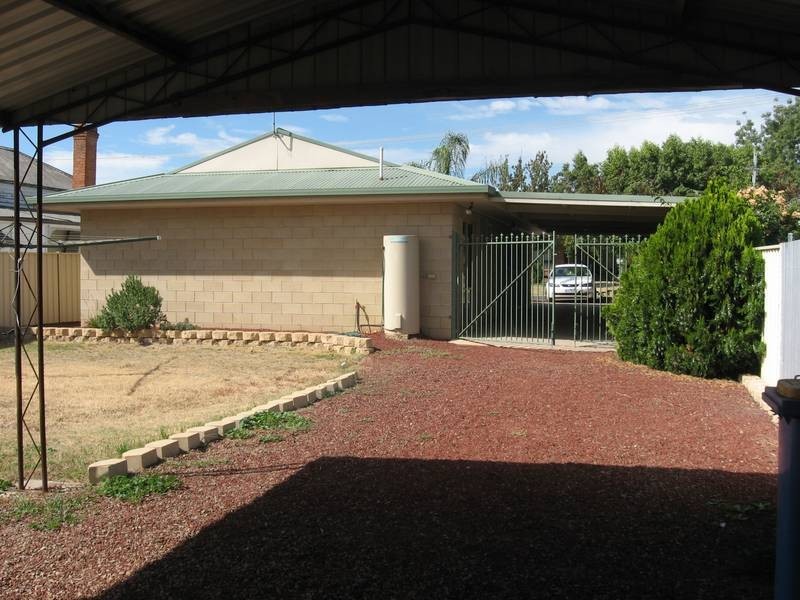 5 Boorin Street, Cobram VIC 3644