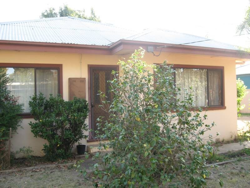 11 Thompson Avenue, Cobram VIC 3644