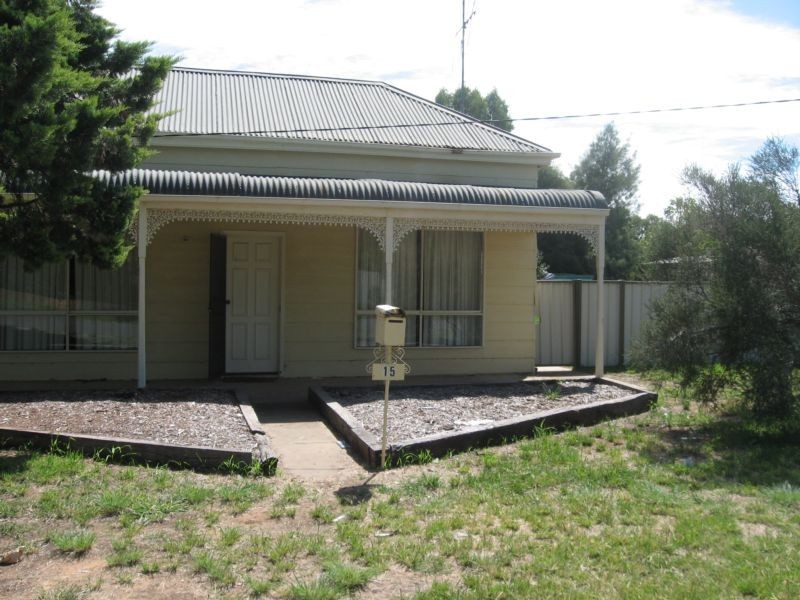 15 Moore Street,, Tocumwal NSW 2714